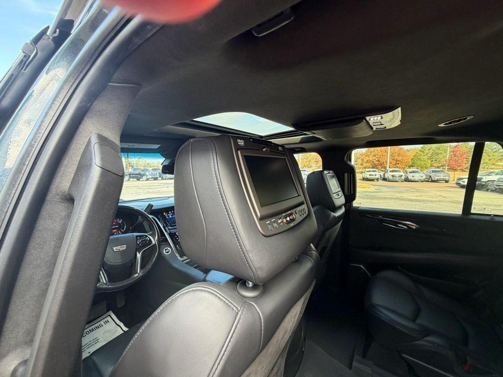 used 2019 Cadillac Escalade car, priced at $37,870