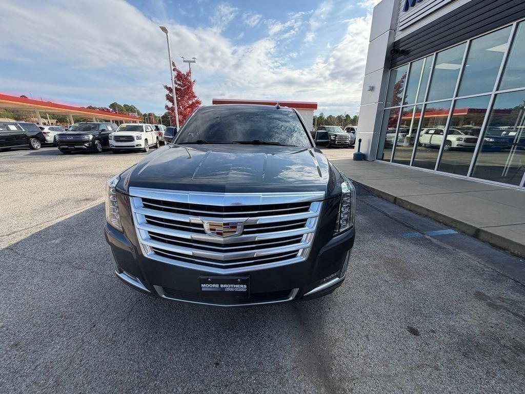 used 2019 Cadillac Escalade car, priced at $37,870