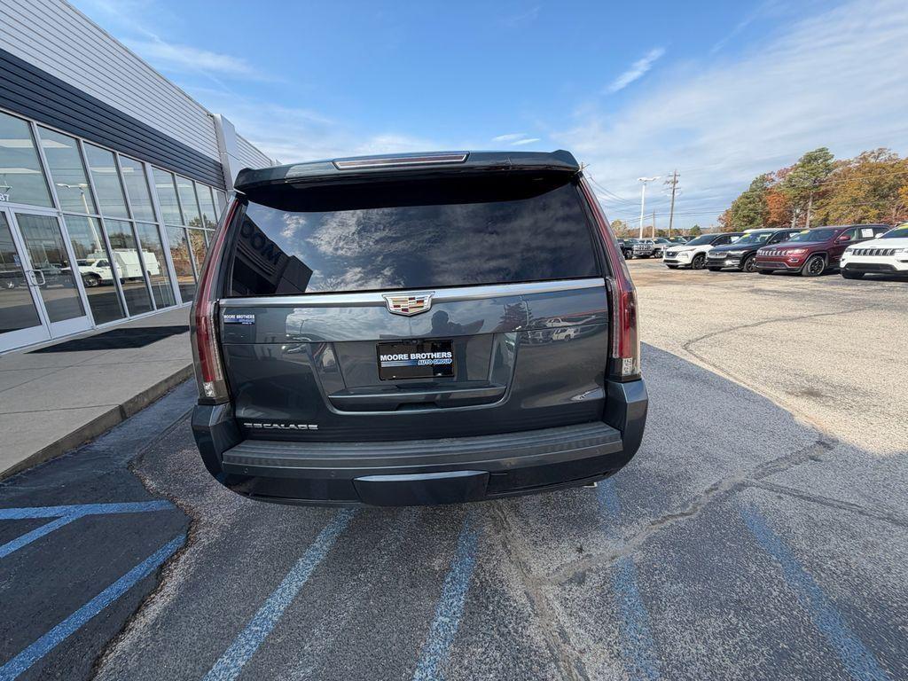 used 2019 Cadillac Escalade car, priced at $37,870