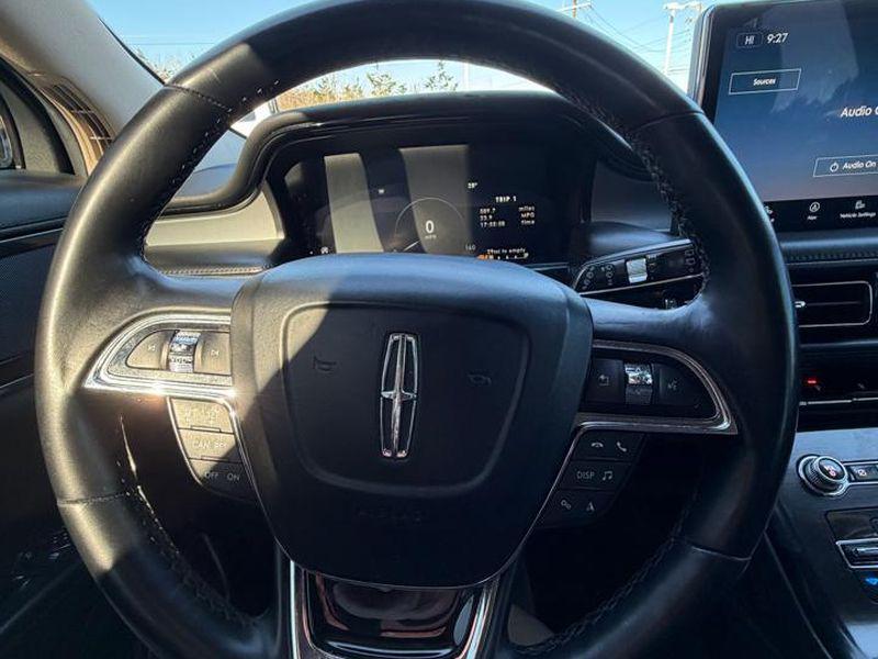 used 2021 Lincoln Nautilus car, priced at $22,870