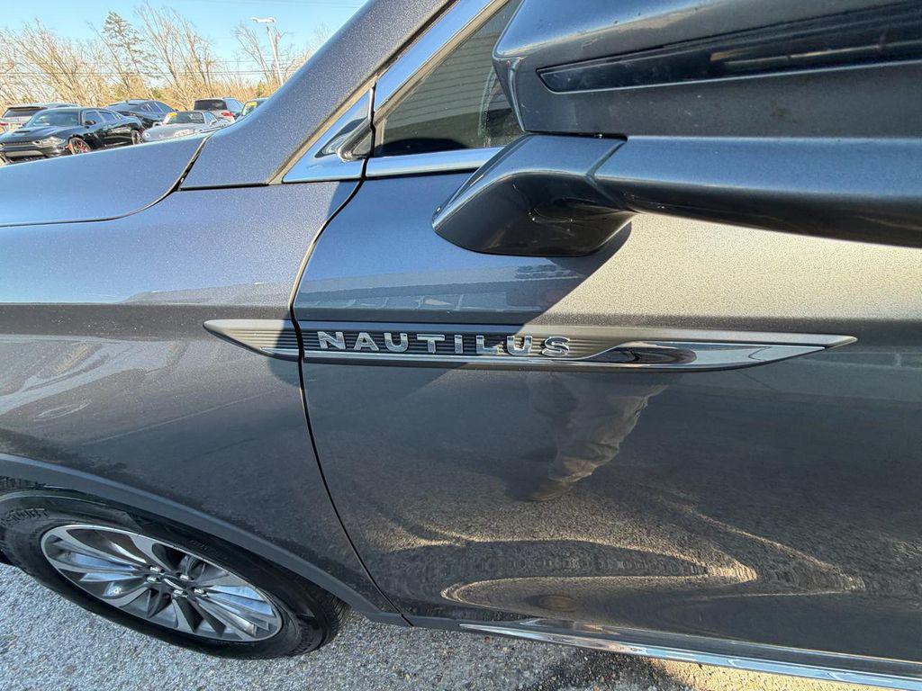 used 2021 Lincoln Nautilus car, priced at $22,870