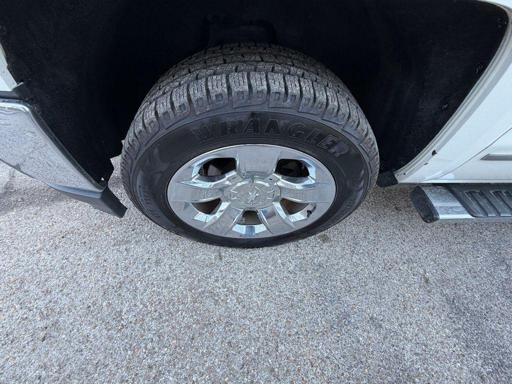 used 2018 Chevrolet Silverado 1500 car, priced at $27,870