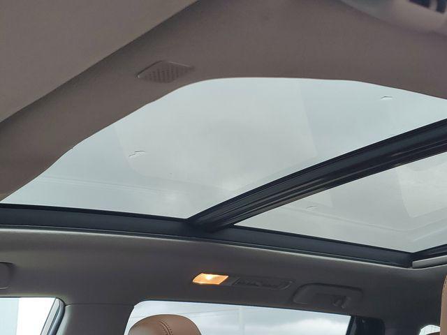 used 2019 Toyota Highlander car, priced at $32,486