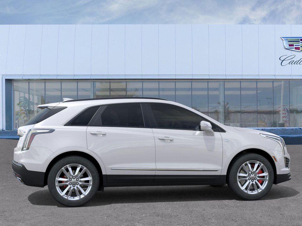 new 2026 Cadillac XT5 car, priced at $60,198