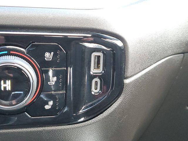 used 2025 Chevrolet Silverado 1500 car, priced at $58,149