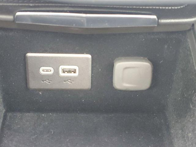 used 2024 Cadillac XT4 car, priced at $39,532