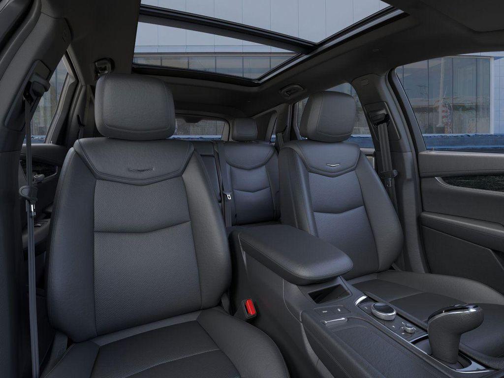 new 2025 Cadillac XT5 car, priced at $53,048