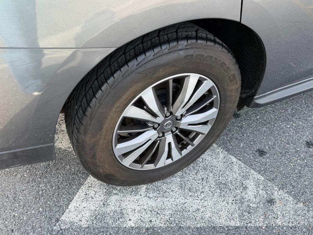 used 2020 Nissan Pathfinder car, priced at $20,995