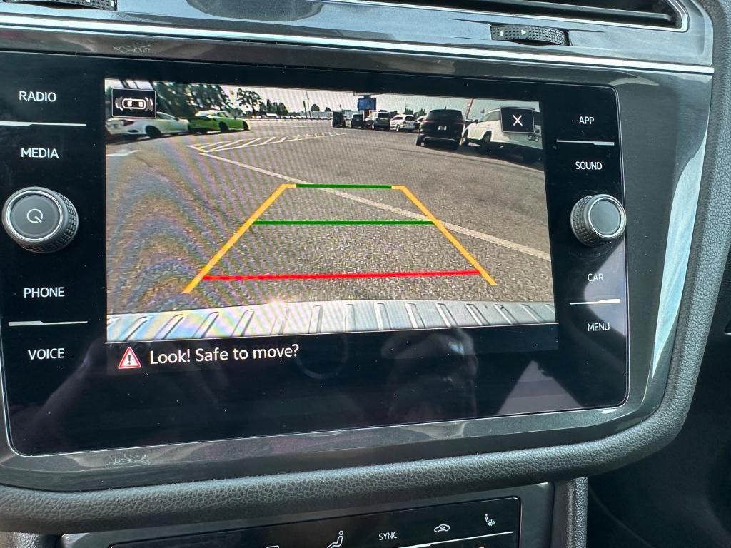 2023 Deep Black Pearl Effect Volkswagen Tiguan