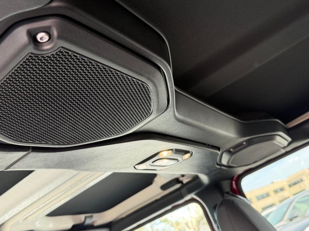 used 2021 Jeep Wrangler Unlimited car, priced at $31,495