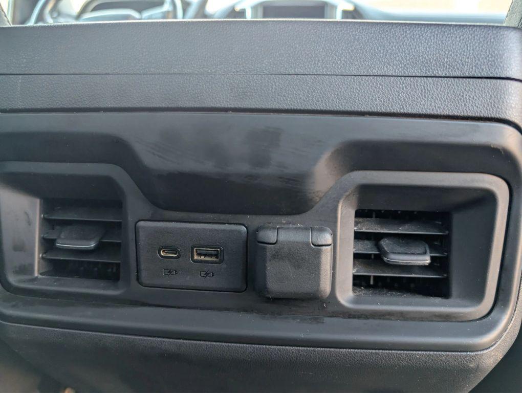 used 2021 Chevrolet Silverado 1500 car, priced at $31,995