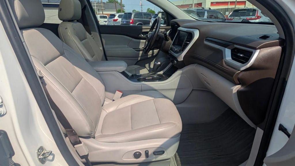 used 2019 GMC Acadia car, priced at $14,995