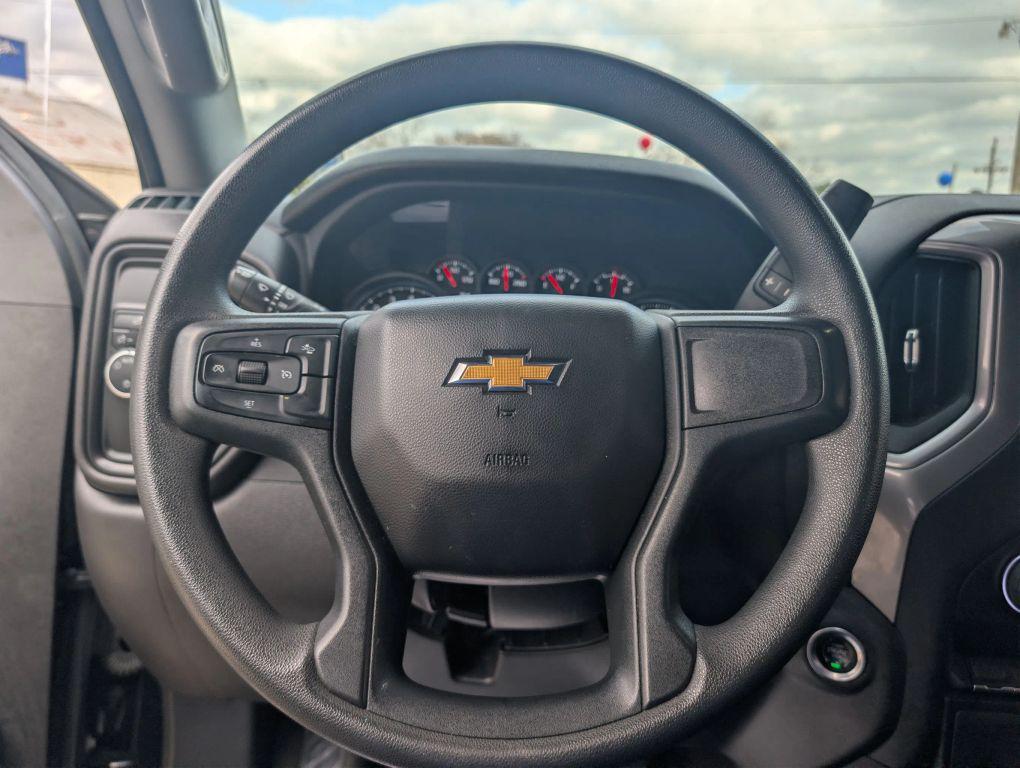 used 2022 Chevrolet Silverado 1500 car, priced at $27,995