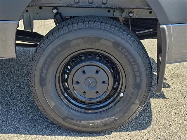 new 2026 Mercedes-Benz Sprinter 2500 car, priced at $80,692