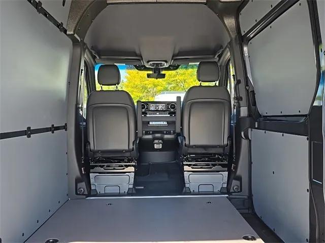 new 2026 Mercedes-Benz Sprinter 2500 car, priced at $80,692