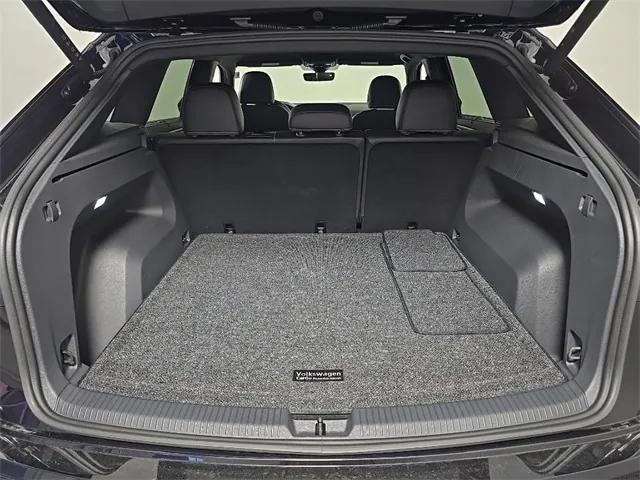 used 2024 Volkswagen Atlas Cross Sport car, priced at $34,999