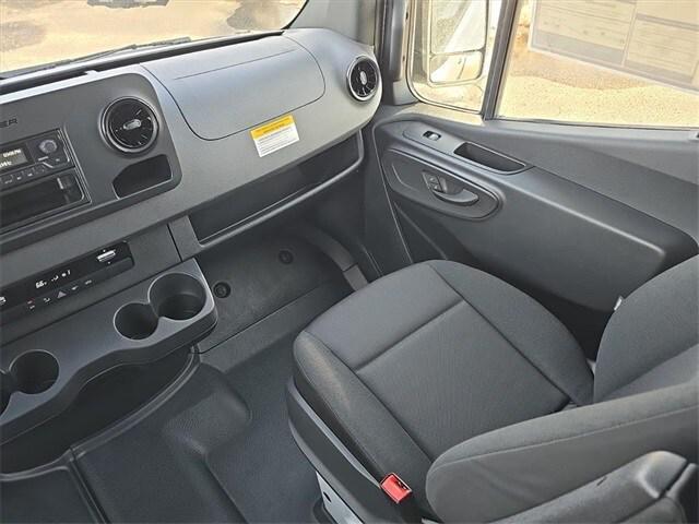 new 2025 Mercedes-Benz Sprinter 2500 car, priced at $56,101