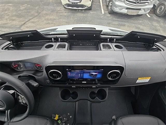 new 2026 Mercedes-Benz Sprinter 2500 car, priced at $61,412