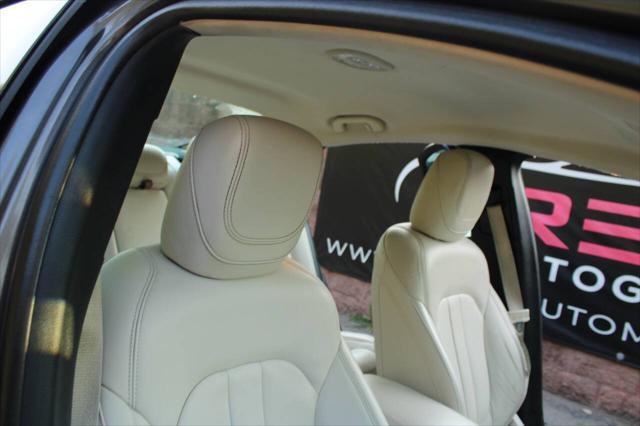 used 2016 Chrysler 200 car, priced at $7,899