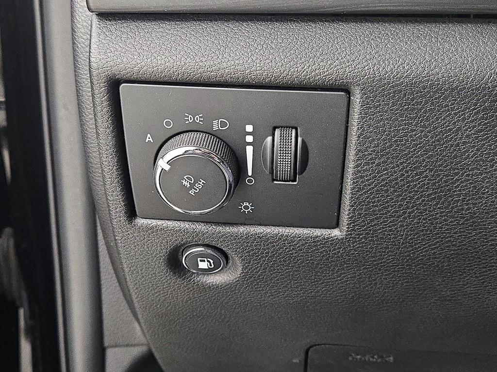 used 2021 Jeep Grand Cherokee car, priced at $28,998