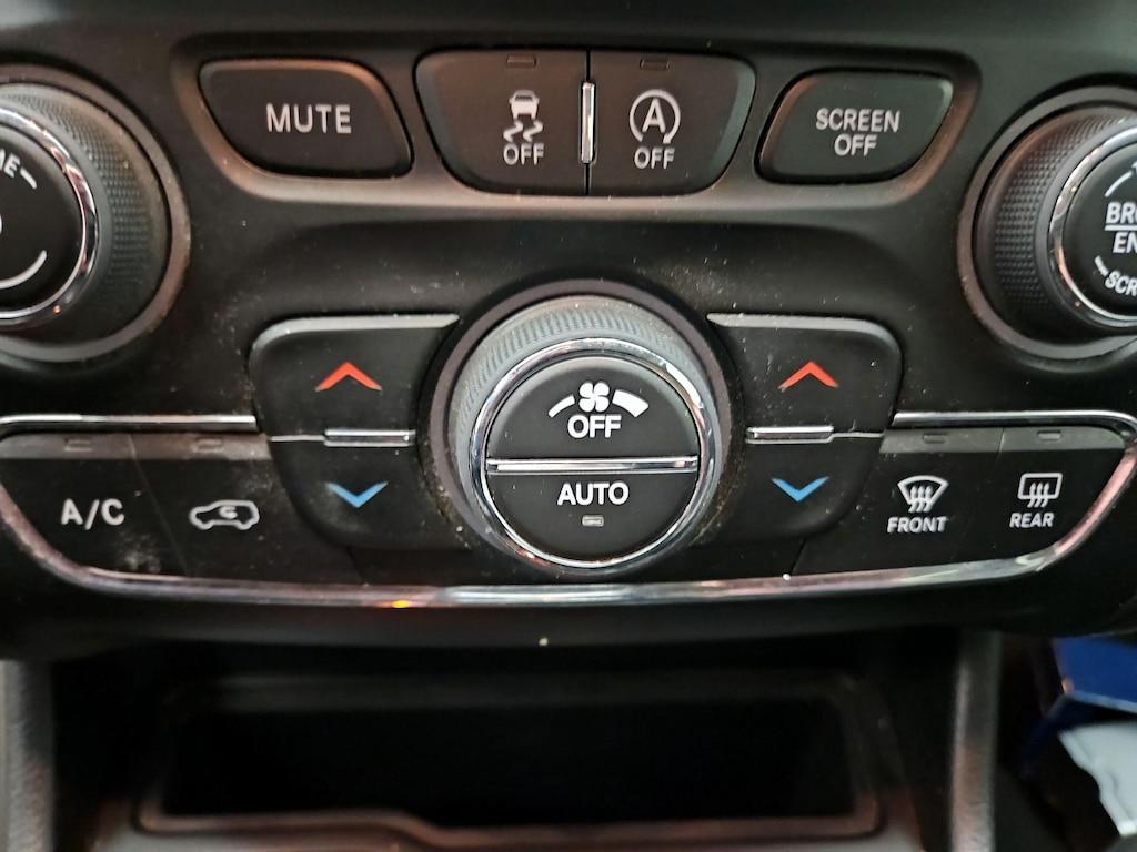 used 2023 Jeep Cherokee car, priced at $21,998