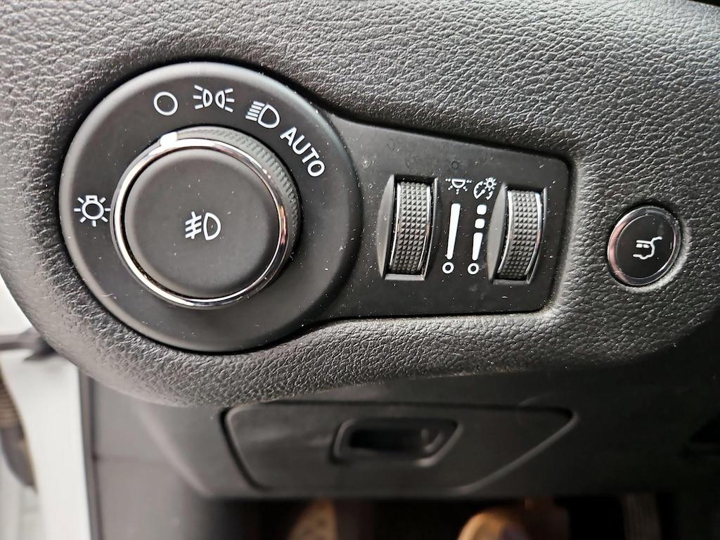 used 2023 Jeep Cherokee car, priced at $21,998