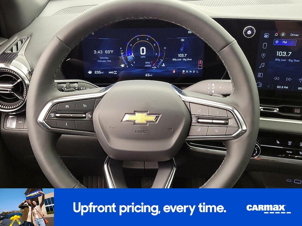 used 2025 Chevrolet Equinox car, priced at $31,998