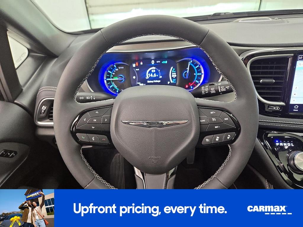 used 2023 Chrysler Pacifica Hybrid car, priced at $36,998