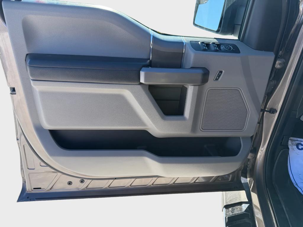 used 2019 Ford F-150 car, priced at $33,999