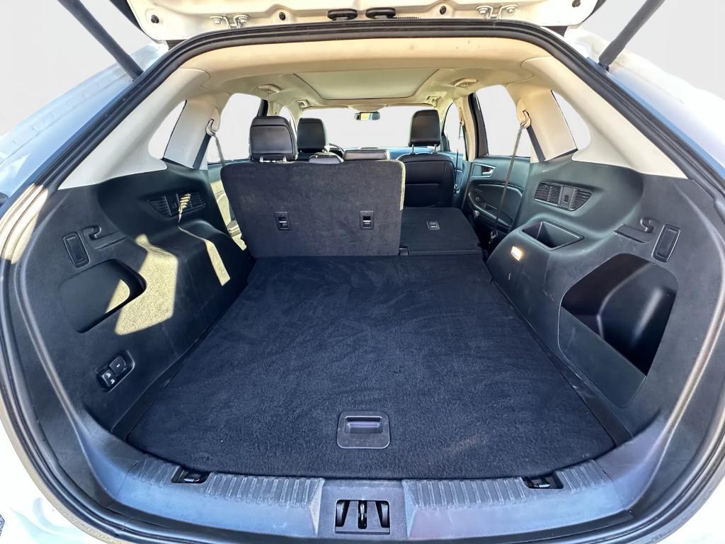 used 2024 Ford Edge car, priced at $24,999