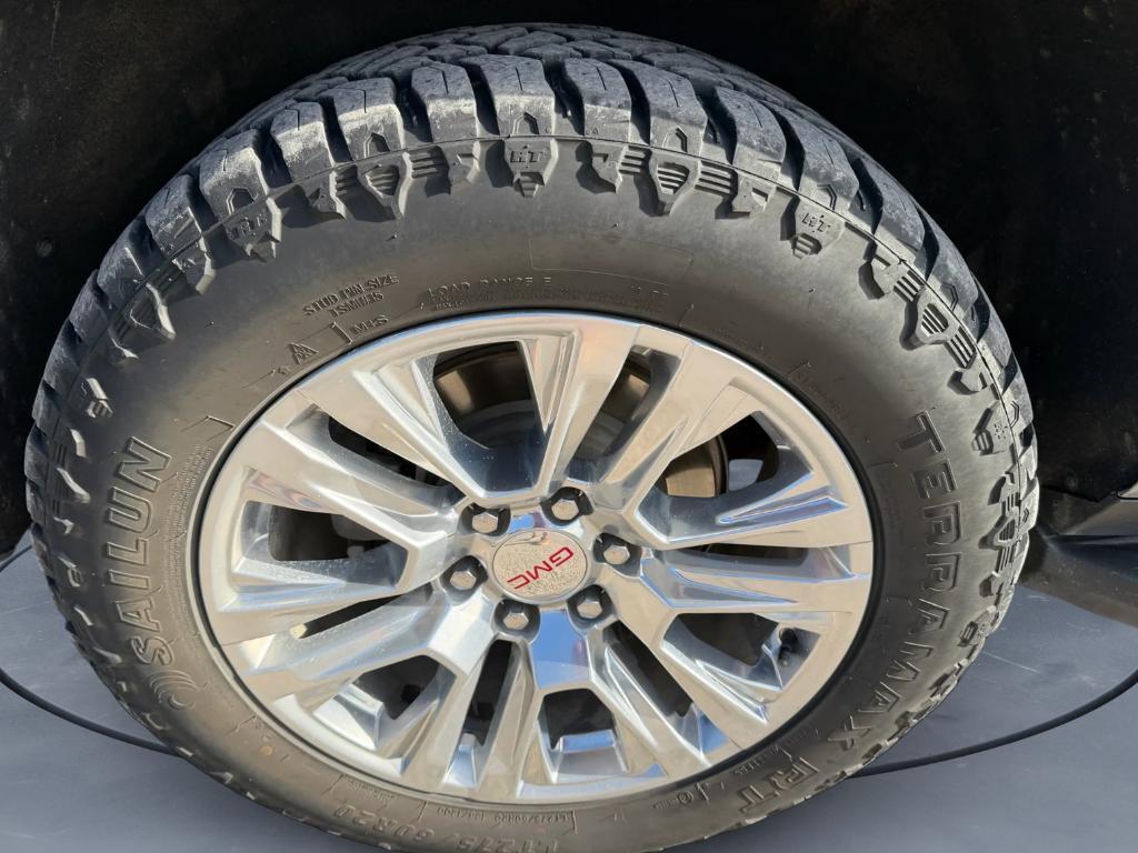 used 2024 GMC Yukon XL car, priced at $66,499