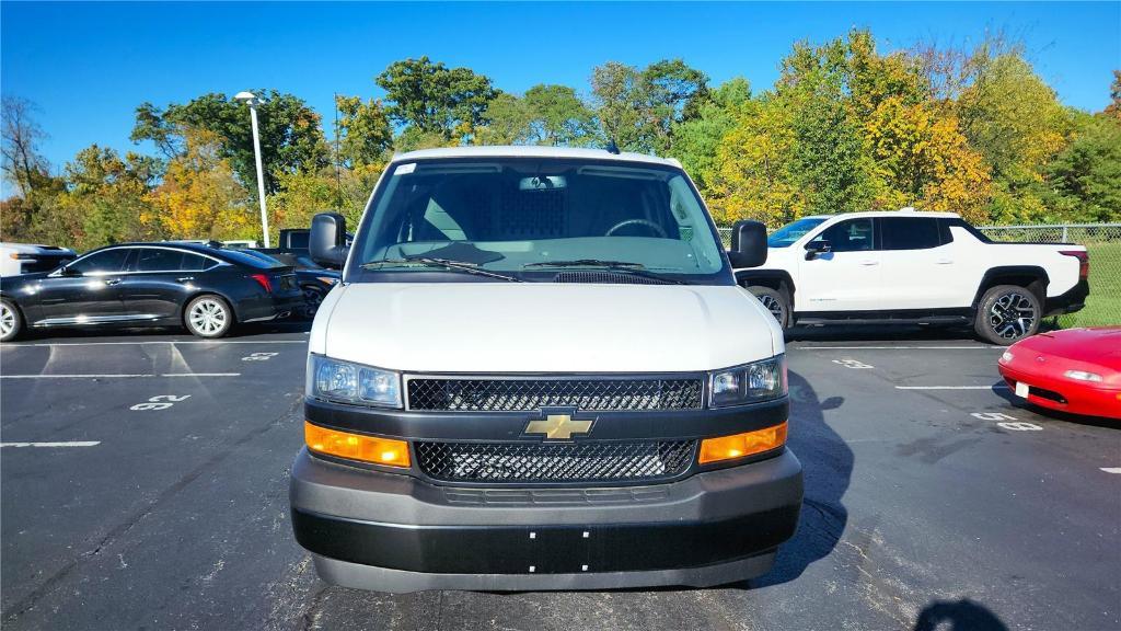 new 2025 Chevrolet Express 2500 car, priced at $48,942