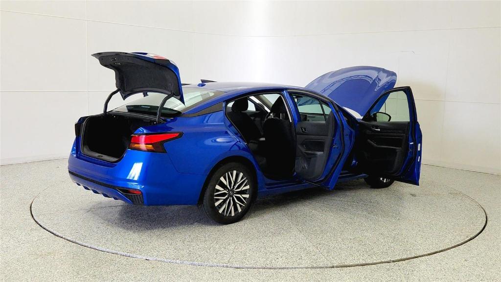 used 2025 Nissan Altima car, priced at $20,992