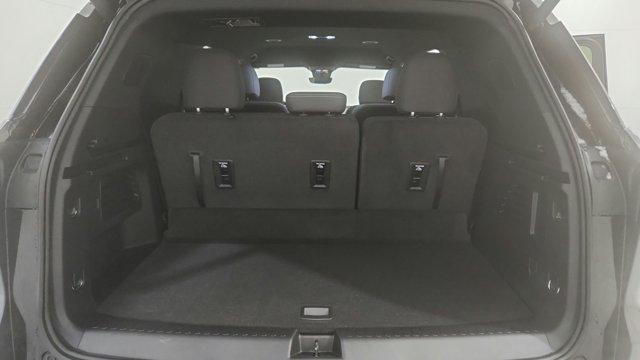 new 2026 Chevrolet Traverse car, priced at $46,404