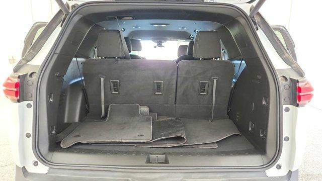 used 2023 Chevrolet Traverse car, priced at $27,794