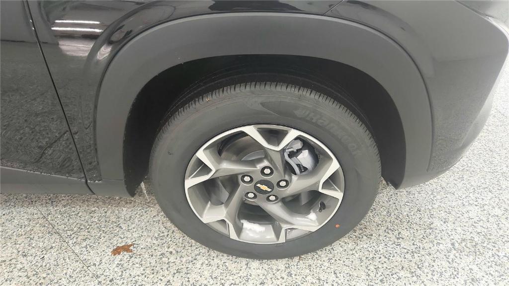 new 2026 Chevrolet Trax car, priced at $25,584