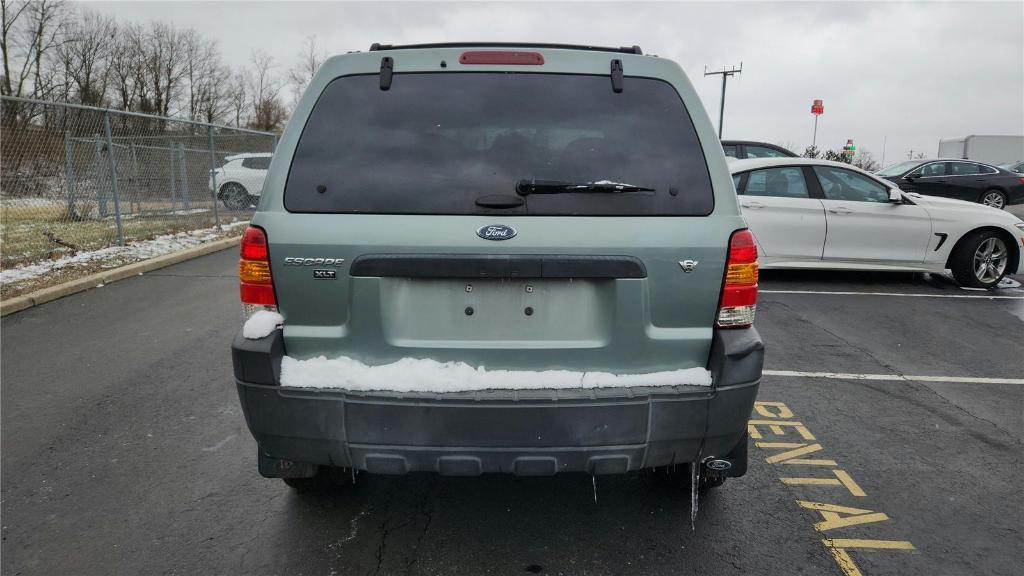 used 2005 Ford Escape car, priced at $3,999