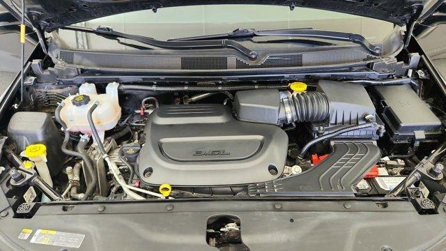 used 2024 Chrysler Pacifica car, priced at $25,593