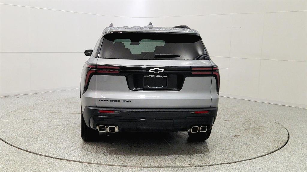new 2026 Chevrolet Traverse car, priced at $47,004