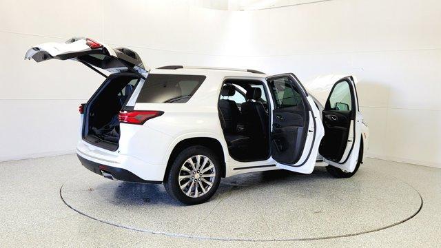 used 2022 Chevrolet Traverse car, priced at $30,994