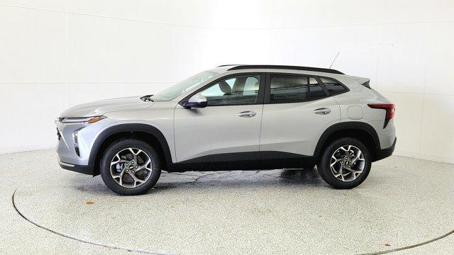 new 2026 Chevrolet Trax car, priced at $25,384