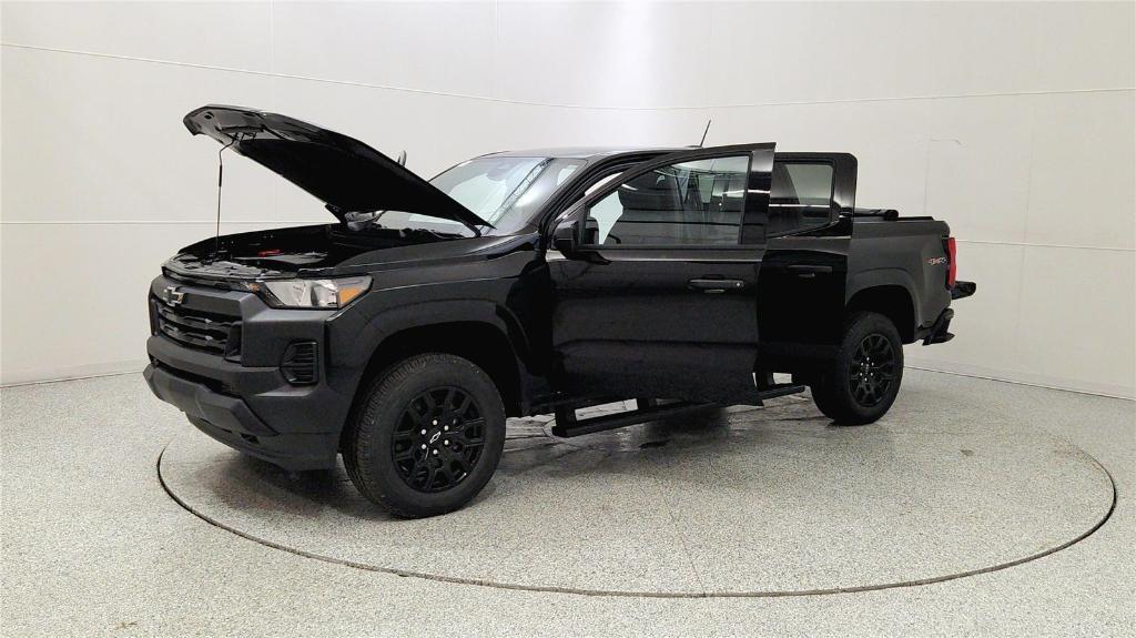 new 2026 Chevrolet Colorado car, priced at $39,979