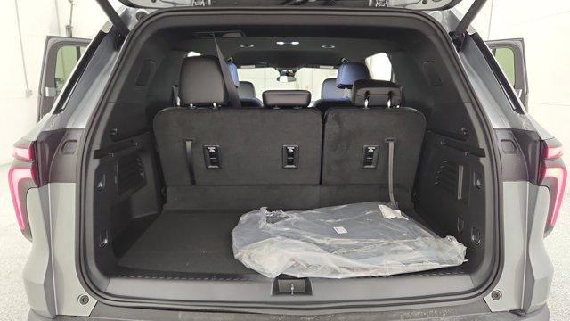 new 2026 Chevrolet Traverse car, priced at $46,479