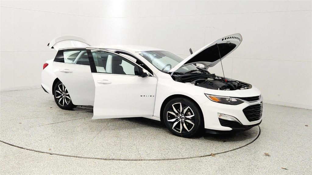 used 2024 Chevrolet Malibu car, priced at $24,891