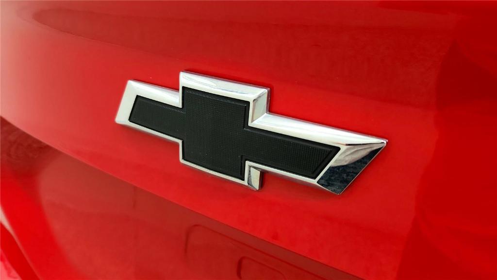 used 2018 Chevrolet Cruze car, priced at $10,500