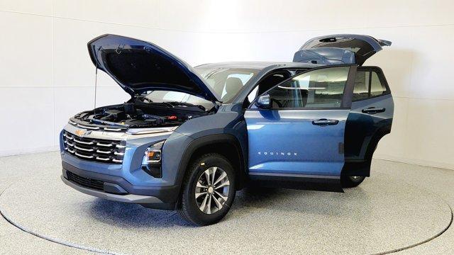 new 2026 Chevrolet Equinox car, priced at $33,944