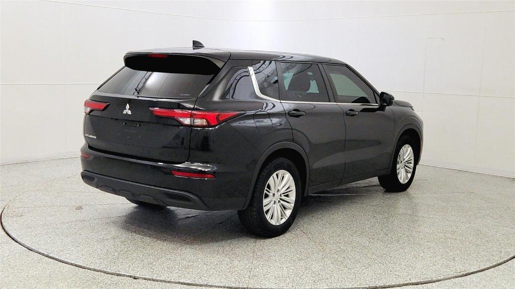 used 2023 Mitsubishi Outlander car, priced at $20,992