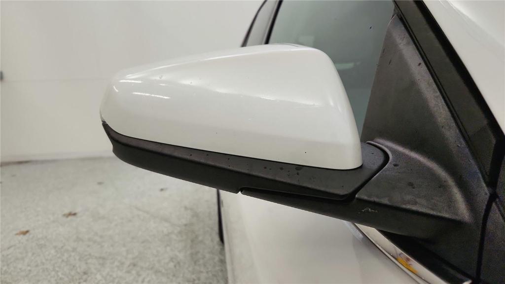 used 2018 Chevrolet Equinox car, priced at $10,900