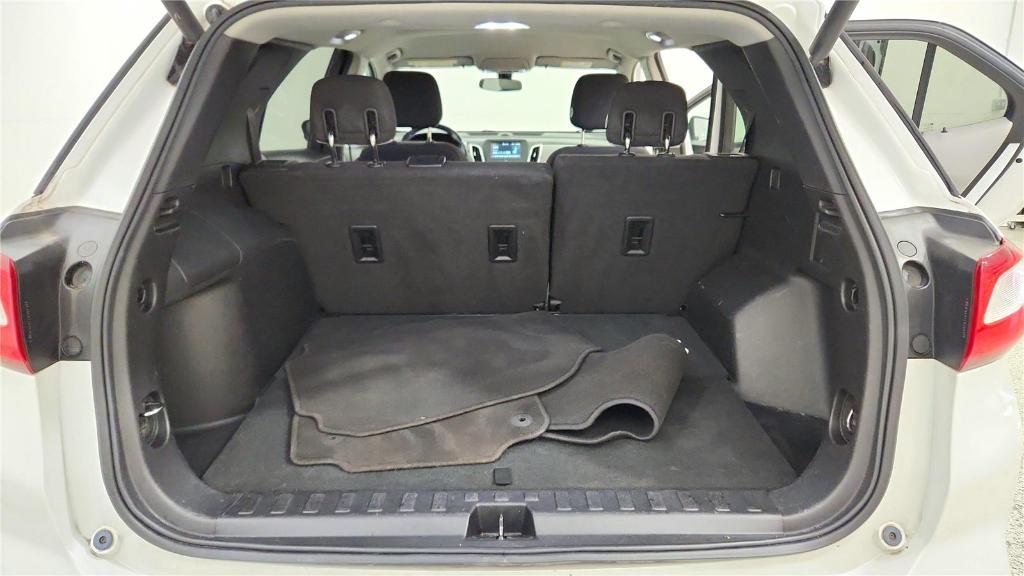 used 2018 Chevrolet Equinox car, priced at $10,900