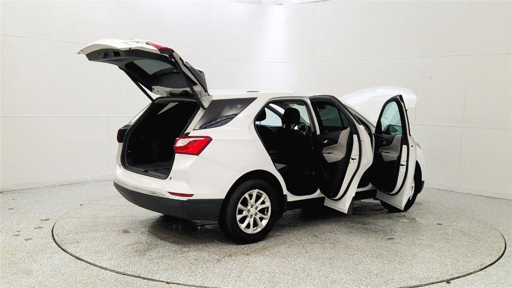 used 2018 Chevrolet Equinox car, priced at $10,900